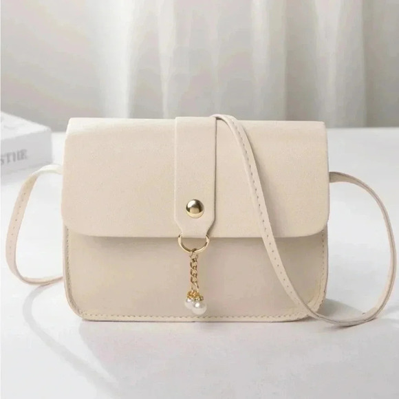 Handbags - ⚠️Clearance Beige Square Crossbody Bag